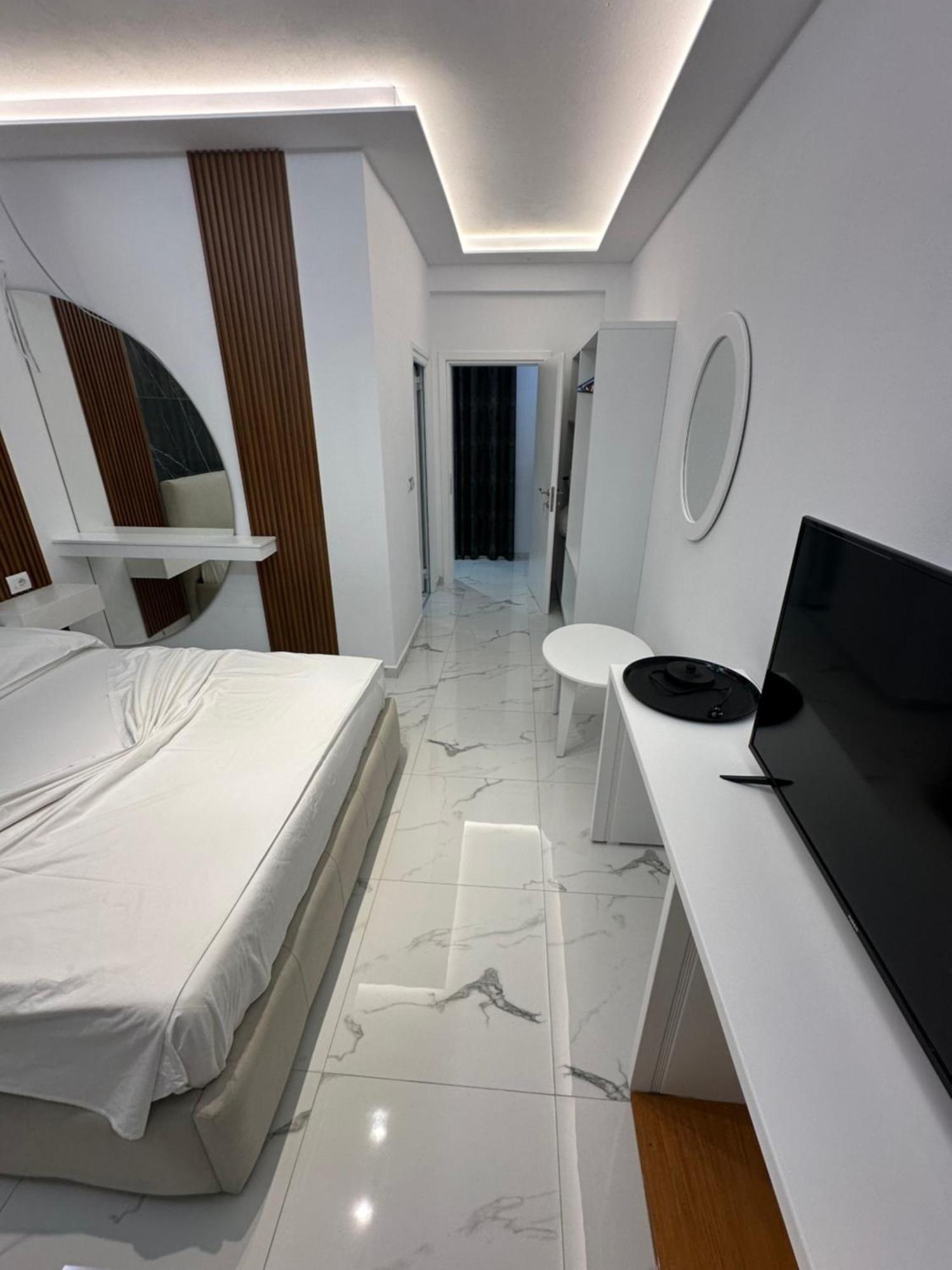 Hotel Elisabet Sarande Exterior photo